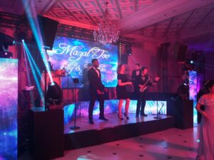 Formule DJ Live mariage juif avec podium LED